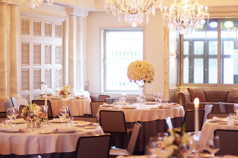 Dar El Jeld Hotel And Spa Tunisi Esterno foto Restaurant